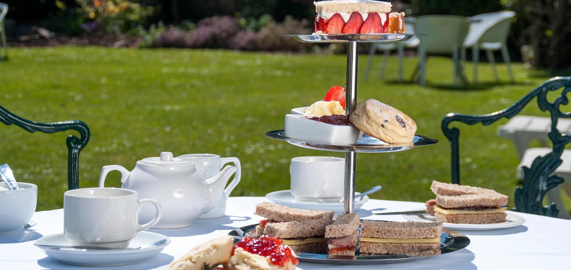 The Metropole Dining